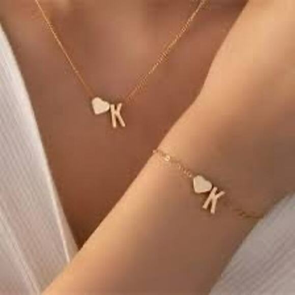 NWT personalized letter initial gold necklace and bracelet set LETTER K - Picture 1 of 3